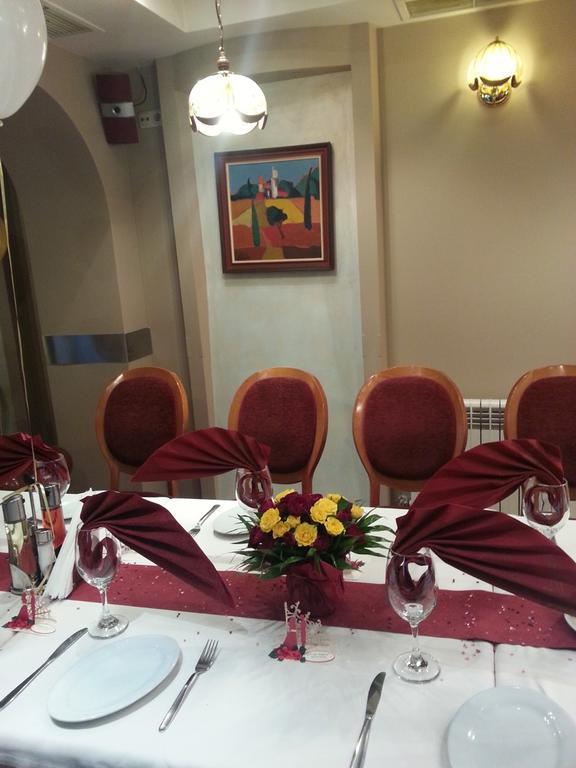 Hotel Kardinal Blagoevgrad Ngoại thất bức ảnh